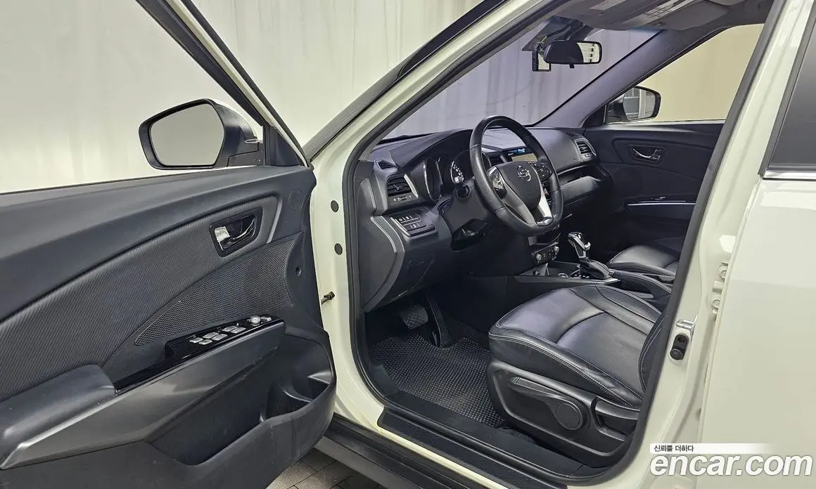 SsangYong TIBOLI 2019 1.6 автомат (гидро), фото 10 SsangYong TIBOLI 2019 1.6 автомат (гидро), фото 10