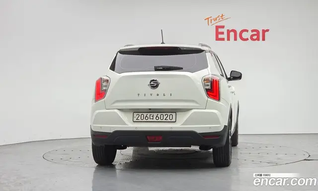 SsangYong TIBOLI 2022 1.5 автомат (гидро), миниатюра 4