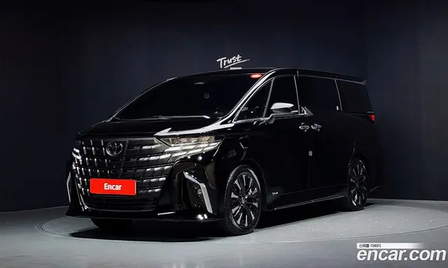 Toyota Alphard 2024 2.5 автомат (гидро), миниатюра 1