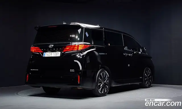 Toyota Alphard 2024 2.5 автомат (гидро), миниатюра 2