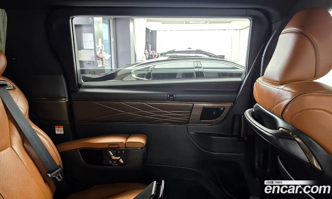 Toyota Alphard 2024 2.5 автомат (гидро), фото 15