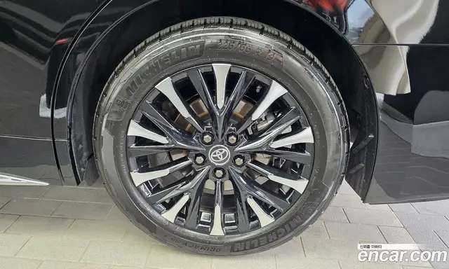 Toyota Alphard 2024 2.5 автомат (гидро), миниатюра 7