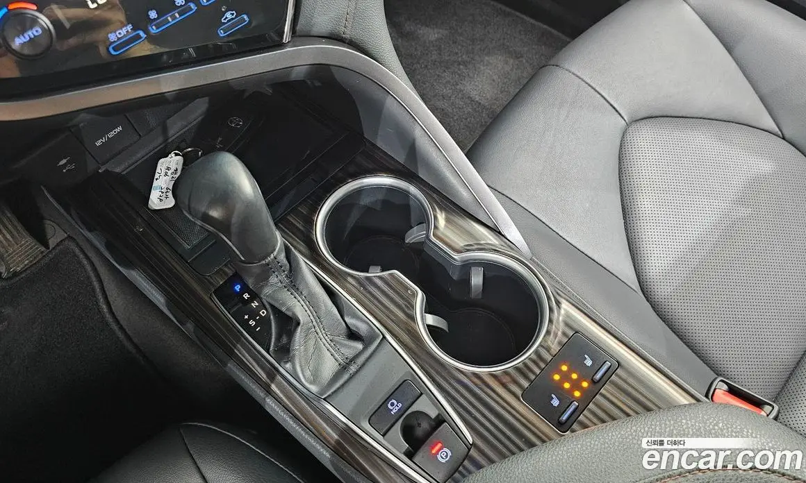 Toyota Camry 2018 2.5 автомат (гидро), фото 12 Toyota Camry 2018 2.5 автомат (гидро), фото 12