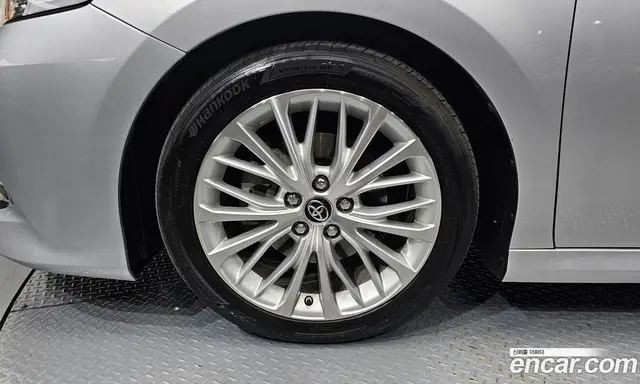 Toyota Camry 2018 2.5 автомат (гидро), миниатюра 5 Toyota Camry 2018 2.5 автомат (гидро), миниатюра 5