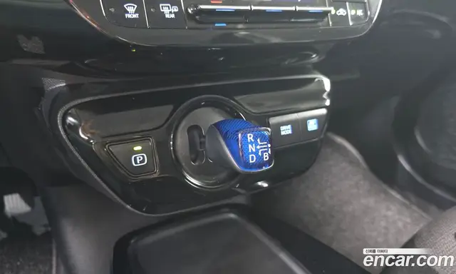 Toyota Prius 2019 1.8 автомат (гидро), миниатюра 12