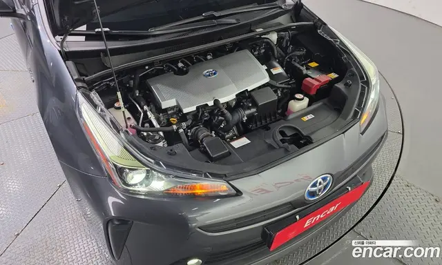 Toyota Prius 2019 1.8 автомат (гидро), миниатюра 6 Toyota Prius 2019 1.8 автомат (гидро), миниатюра 6