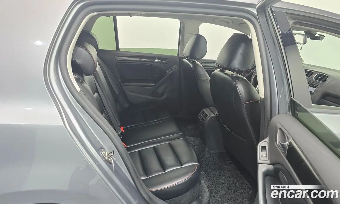 Volkswagen Golf 2010 2.0 автомат (гидро), фото 11 Volkswagen Golf 2010 2.0 автомат (гидро), фото 11