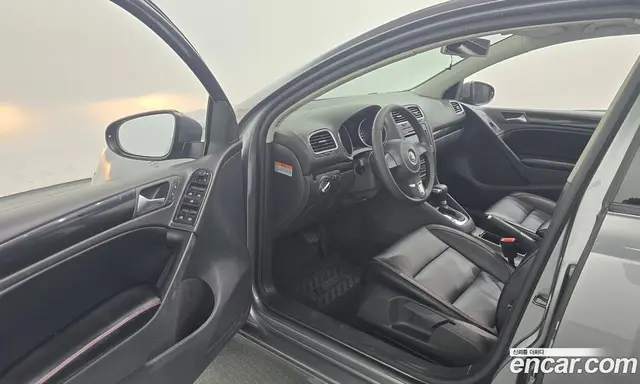 Volkswagen Golf 2010 2.0 автомат (гидро), миниатюра 10 Volkswagen Golf 2010 2.0 автомат (гидро), миниатюра 10
