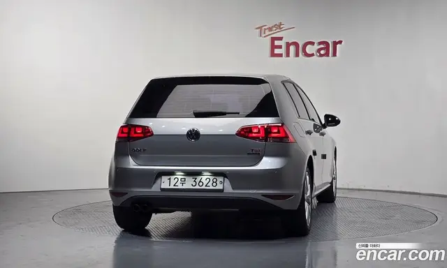 Volkswagen Golf 2014 1.4 автомат (гидро), миниатюра 4 Volkswagen Golf 2014 1.4 автомат (гидро), миниатюра 4