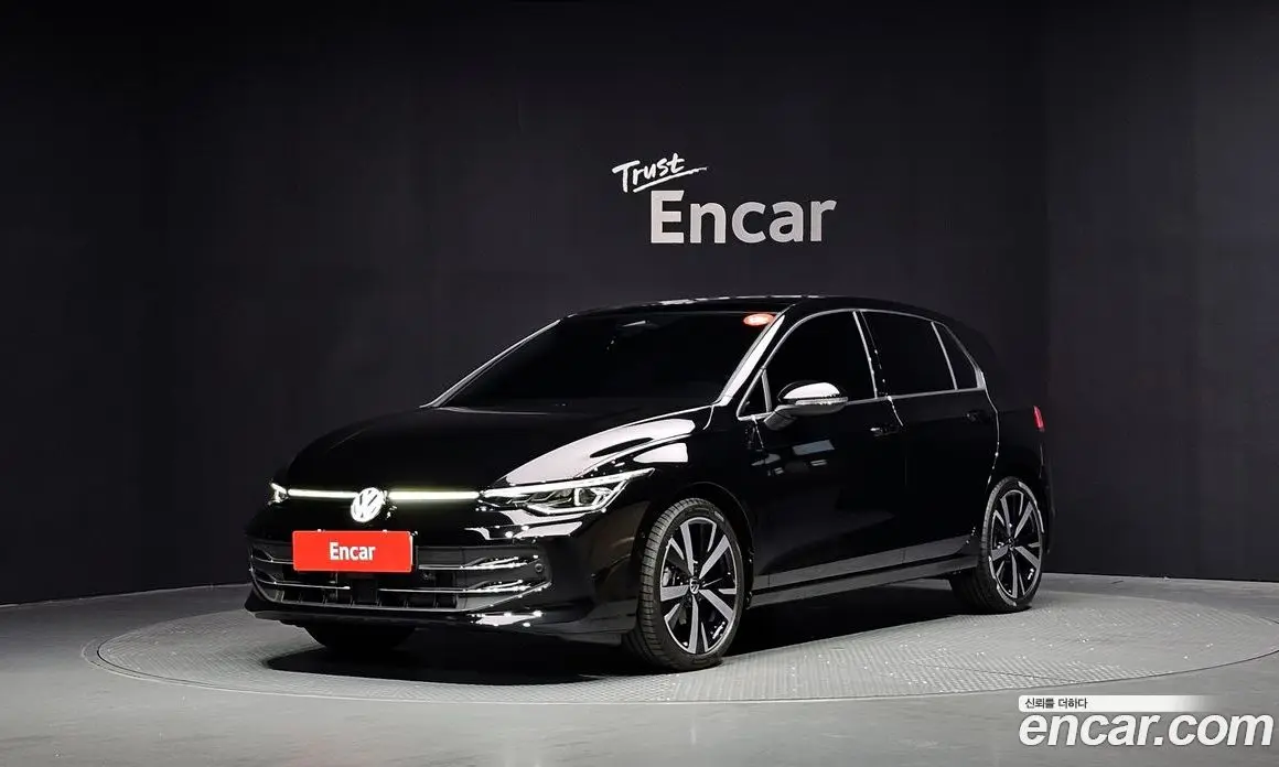 Volkswagen Golf 2026 2.0 автомат (гидро), фото 1 Volkswagen Golf 2026 2.0 автомат (гидро), фото 1