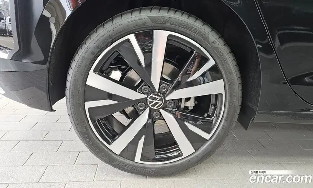 Volkswagen Golf 2026 2.0 автомат (гидро), миниатюра 5 Volkswagen Golf 2026 2.0 автомат (гидро), миниатюра 5
