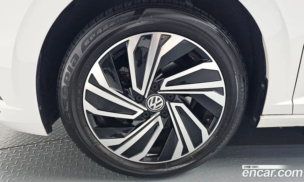 Volkswagen Jetta 2021 1.4 автомат (гидро), фото 4 Volkswagen Jetta 2021 1.4 автомат (гидро), фото 4