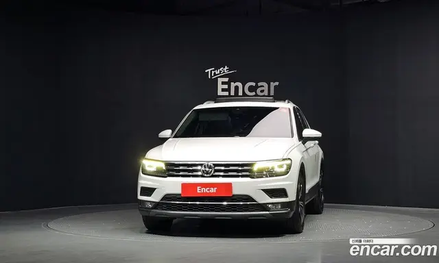Volkswagen Tiguan 2019 2.0 автомат (гидро), миниатюра 3 Volkswagen Tiguan 2019 2.0 автомат (гидро), миниатюра 3