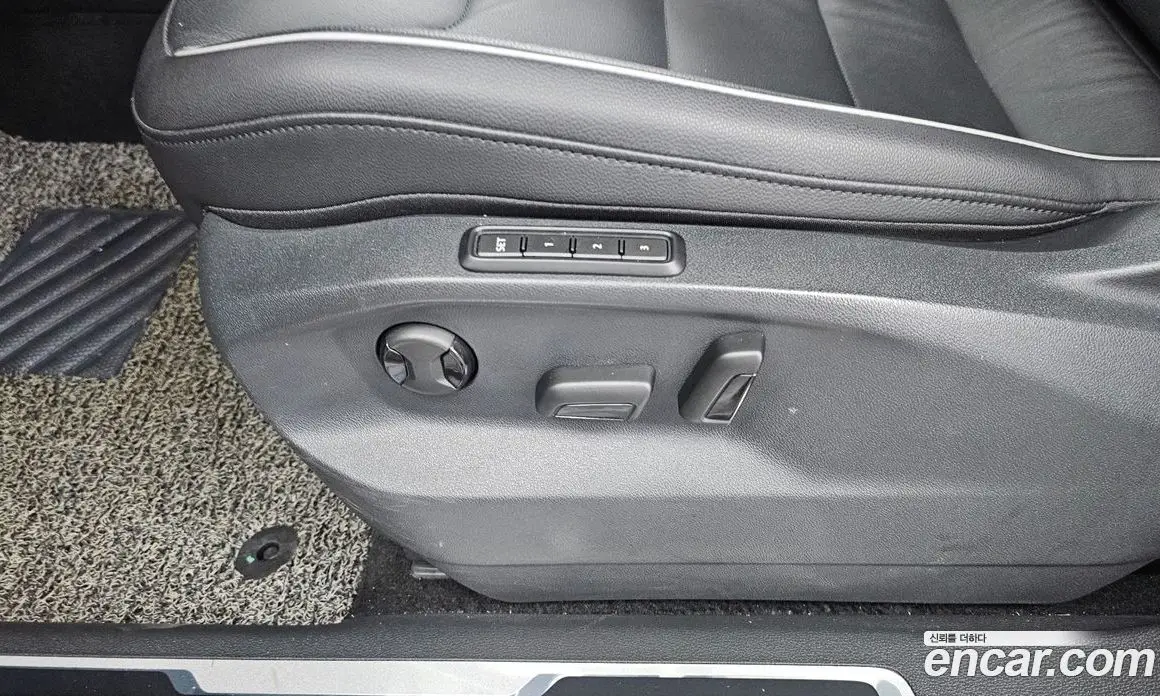 Volkswagen Tiguan 2019 2.0 автомат (гидро), фото 32 Volkswagen Tiguan 2019 2.0 автомат (гидро), фото 32