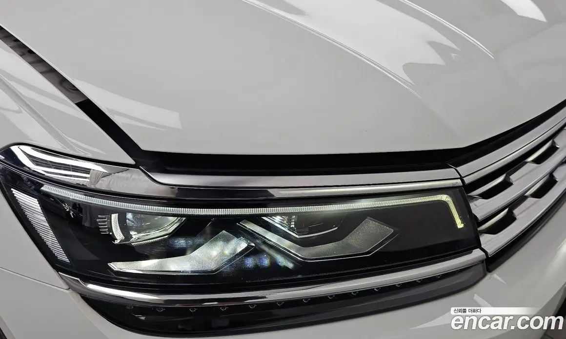Volkswagen Tiguan 2019 2.0 автомат (гидро), фото 8 Volkswagen Tiguan 2019 2.0 автомат (гидро), фото 8