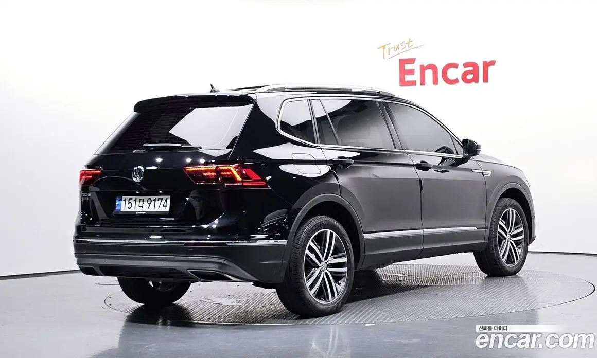 Volkswagen Tiguan 2020 2.0 автомат (гидро), фото 1 Volkswagen Tiguan 2020 2.0 автомат (гидро), фото 1