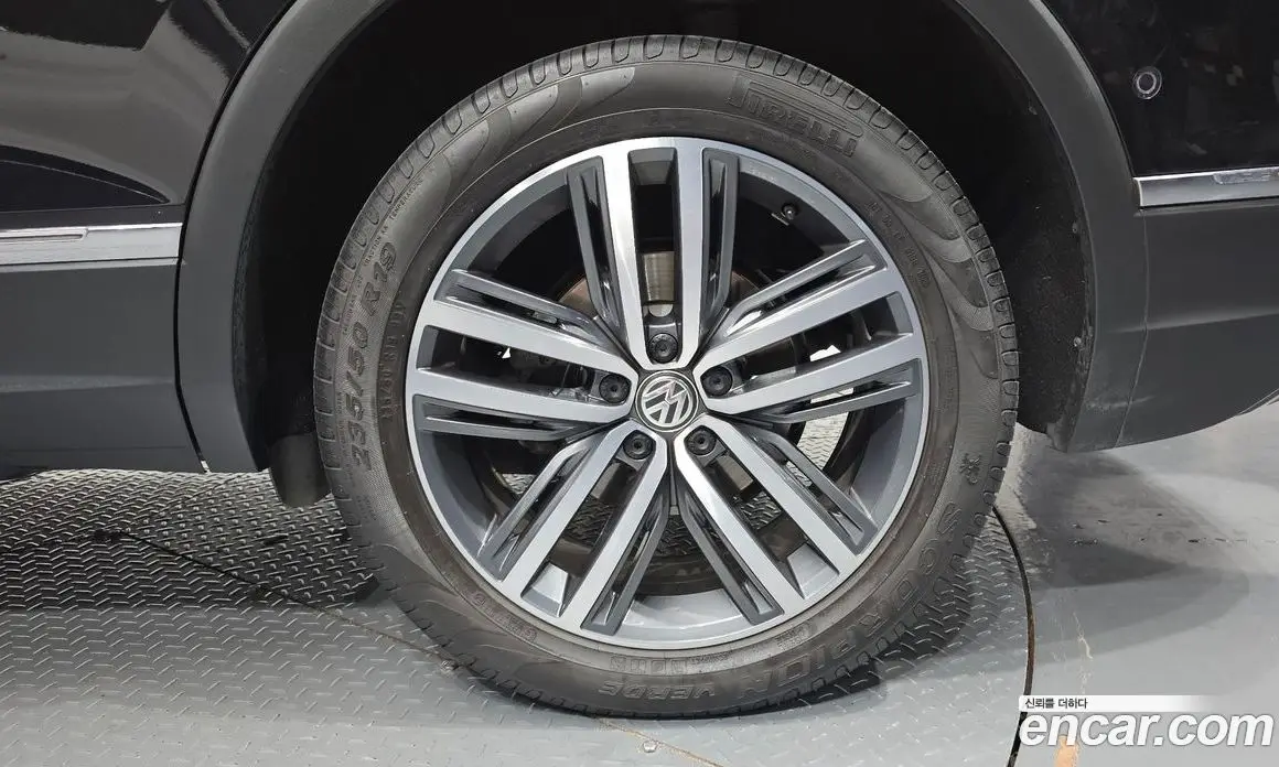 Volkswagen Tiguan 2020 2.0 автомат (гидро), фото 6 Volkswagen Tiguan 2020 2.0 автомат (гидро), фото 6