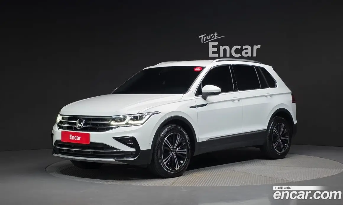 Volkswagen Tiguan 2022 2.0 автомат (гидро), фото 1 Volkswagen Tiguan 2022 2.0 автомат (гидро), фото 1