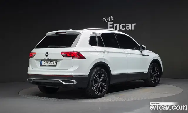 Volkswagen Tiguan 2022 2.0 автомат (гидро), миниатюра 2 Volkswagen Tiguan 2022 2.0 автомат (гидро), миниатюра 2