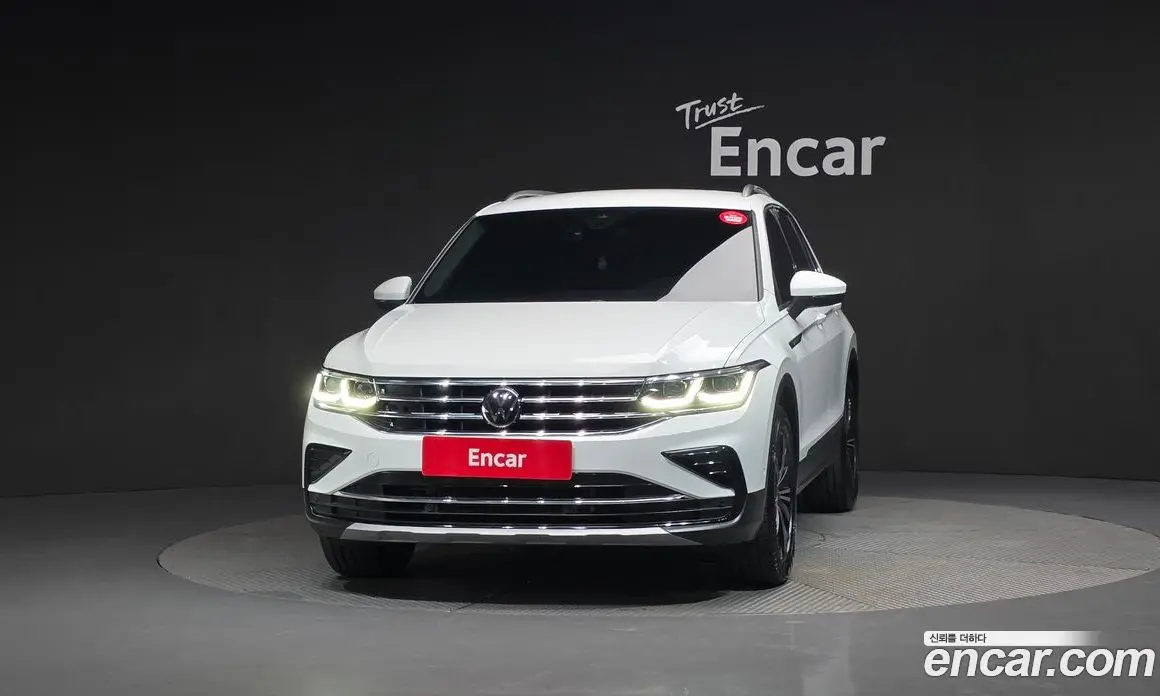 Volkswagen Tiguan 2022 2.0 автомат (гидро), фото 3 Volkswagen Tiguan 2022 2.0 автомат (гидро), фото 3