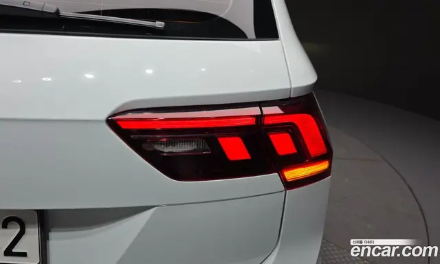 Volkswagen Tiguan 2022 2.0 автомат (гидро), миниатюра 9 Volkswagen Tiguan 2022 2.0 автомат (гидро), миниатюра 9