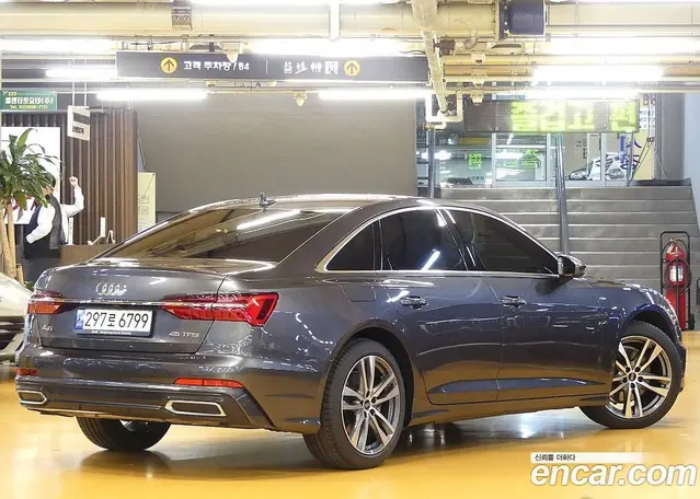 Audi A6 2022 2.0 автомат (гидро), миниатюра 2