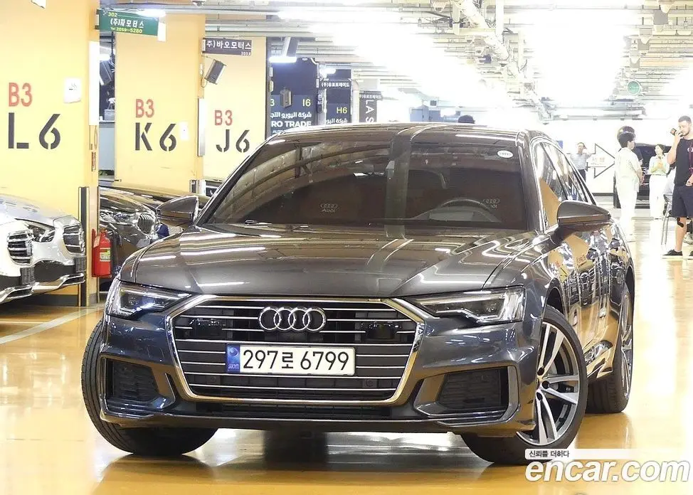 Audi A6 2022 2.0 автомат (гидро), фото 3