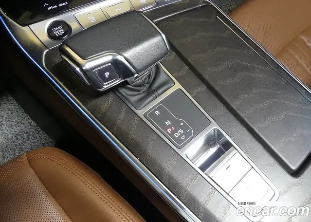 Audi A6 2022 2.0 автомат (гидро), миниатюра 9