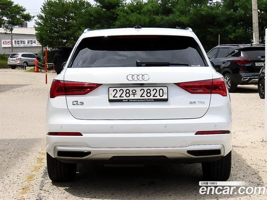 Audi Q3 2020 2.0 автомат (гидро), фото 4