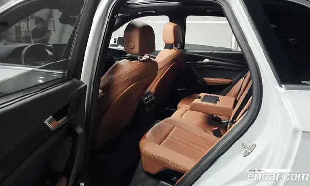 Audi Q5 2023 2.0 автомат (гидро), миниатюра 11