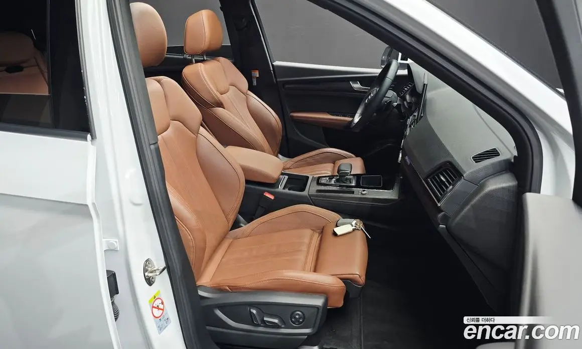 Audi Q5 2023 2.0 автомат (гидро), фото 12