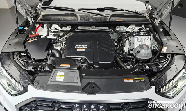 Audi Q5 2023 2.0 автомат (гидро), миниатюра 6
