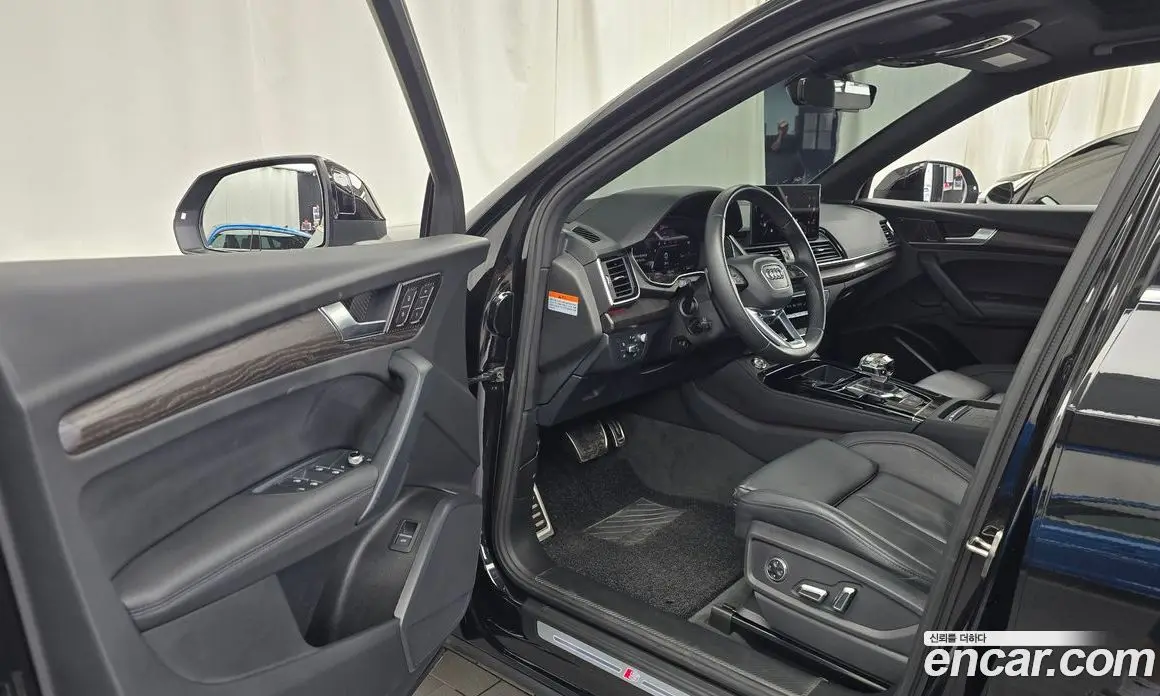Audi Q5 2023 2.0 автомат (гидро), фото 13