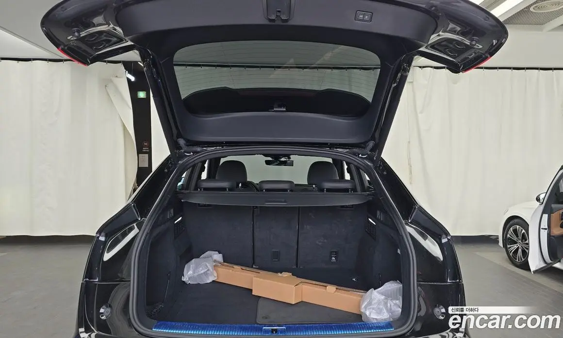 Audi Q5 2023 2.0 автомат (гидро), фото 26