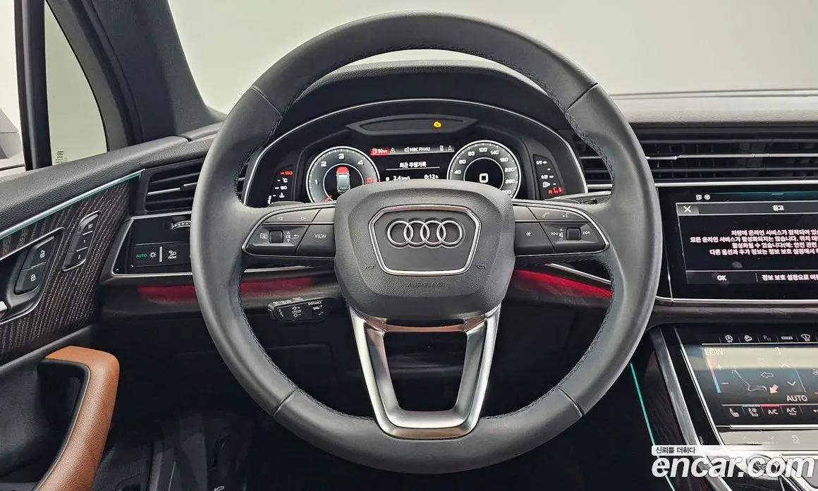 Audi Q7 2021 3.0 автомат (гидро), фото 19