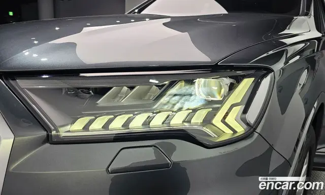 Audi Q7 2021 3.0 автомат (гидро), миниатюра 8