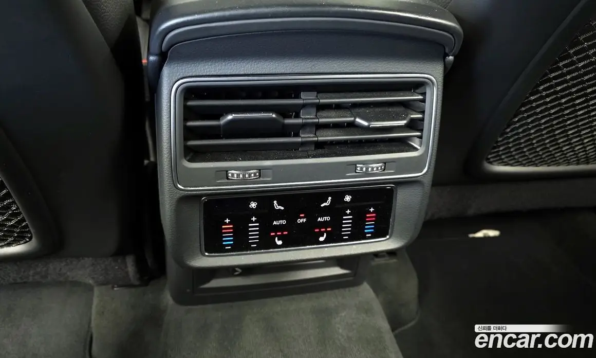 Audi Q8 2021 3.0 автомат (гидро), фото 18 Audi Q8 2021 3.0 автомат (гидро), фото 18