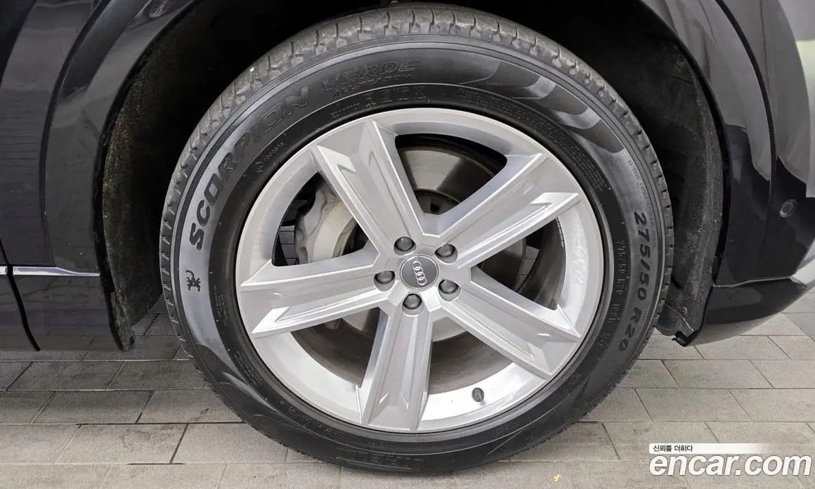Audi Q8 2021 3.0 автомат (гидро), фото 5 Audi Q8 2021 3.0 автомат (гидро), фото 5