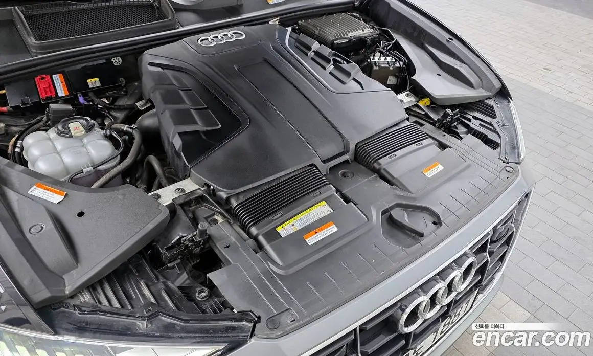 Audi Q8 2021 3.0 автомат (гидро), фото 6 Audi Q8 2021 3.0 автомат (гидро), фото 6
