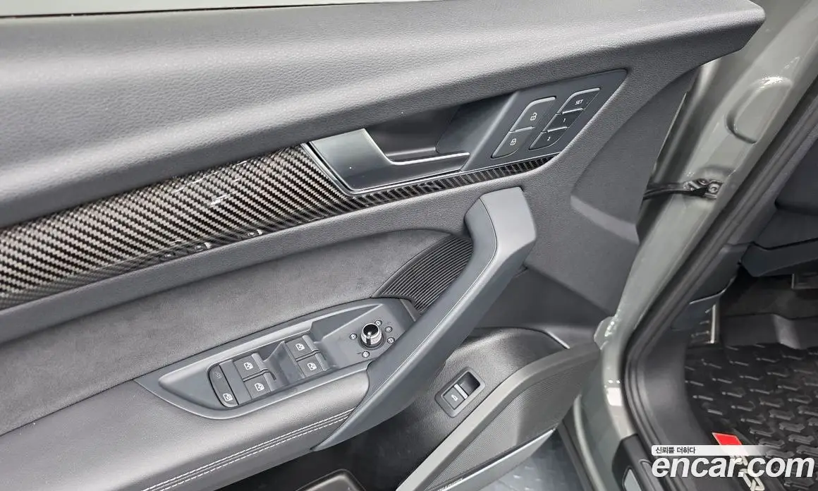 Audi SQ5 2023 3.0 автомат (гидро), фото 27