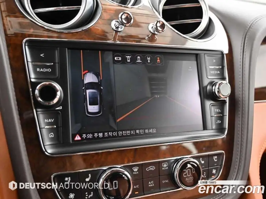 Bentley Bentayga 2018 6.0 автомат (гидро), фото 15 Bentley Bentayga 2018 6.0 автомат (гидро), фото 15