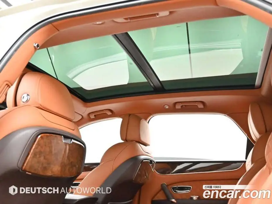 Bentley Bentayga 2018 6.0 автомат (гидро), фото 19 Bentley Bentayga 2018 6.0 автомат (гидро), фото 19