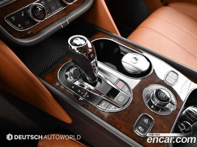 Bentley Bentayga 2018 6.0 автомат (гидро), миниатюра 9 Bentley Bentayga 2018 6.0 автомат (гидро), миниатюра 9