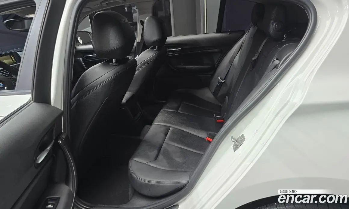 BMW 1 серия 2015 2.0 автомат (гидро), фото 12