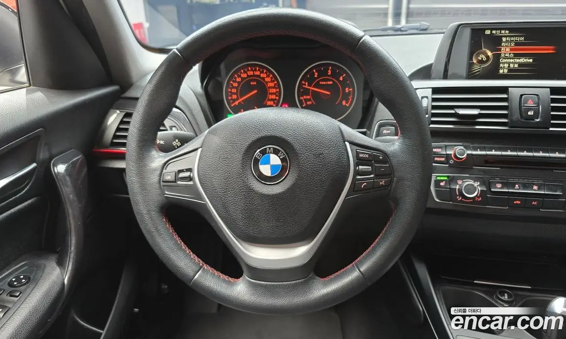 BMW 1 серия 2015 2.0 автомат (гидро), фото 13