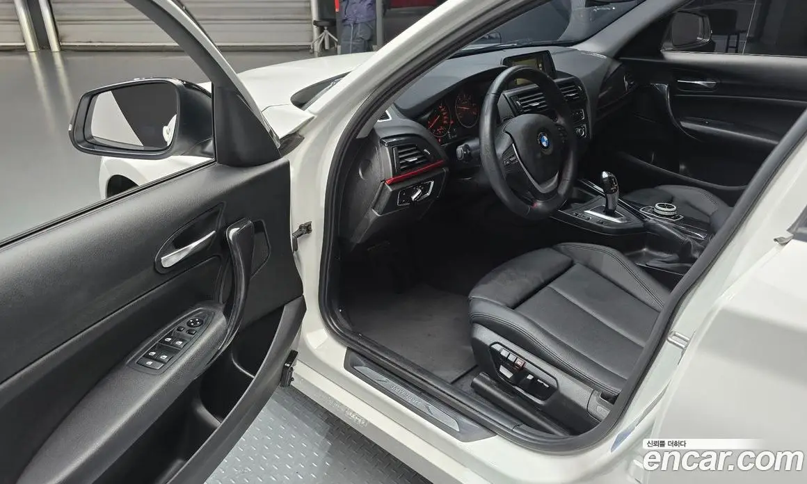 BMW 1 серия 2015 2.0 автомат (гидро), фото 10