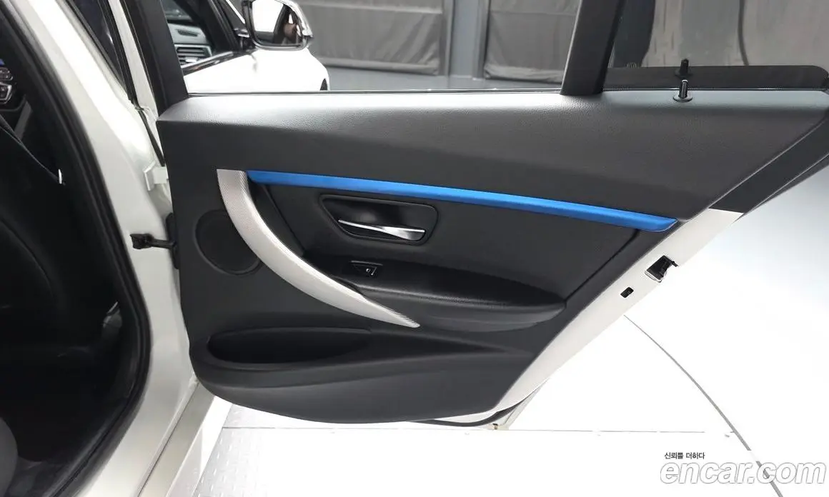 BMW 3 серия 2018 2.0 автомат (гидро), фото 15