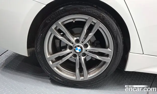 BMW 3 серия 2018 2.0 автомат (гидро), миниатюра 5