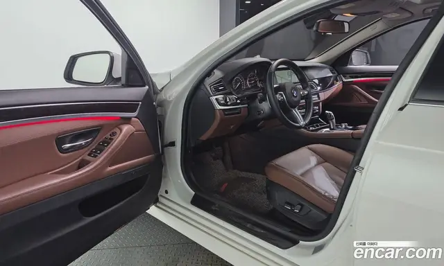 BMW 5 серия 2012 2.0 автомат (гидро), миниатюра 10