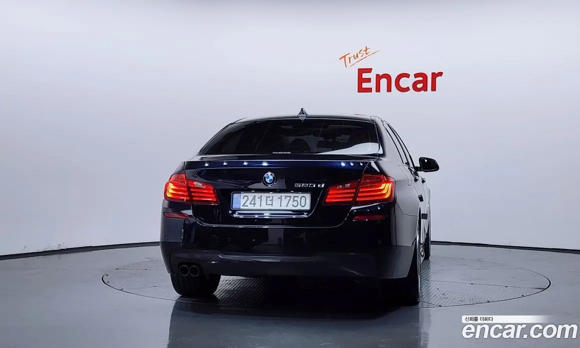 BMW 5 серия 2016 2.0 автомат (гидро), фото 4